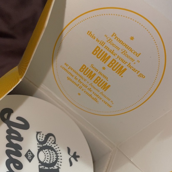 (sold)sol janeiro LIMITED EDITION biggie bum bum cream - Picture 3 of 5